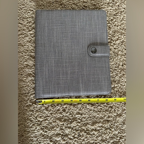 booq ipad case with notepad - NWOT - Picture 4 of 5